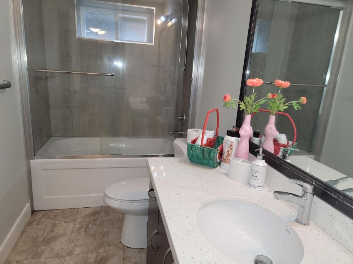 Oscar Inn & 2Bd Family Suite Or Private Room Abbotsford Ngoại thất bức ảnh
